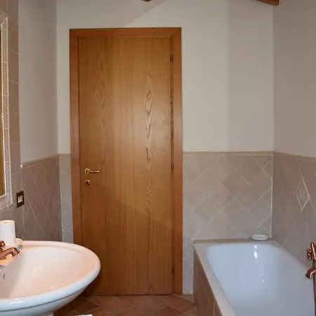 Scappo In Umbria, Il Pennacchio *